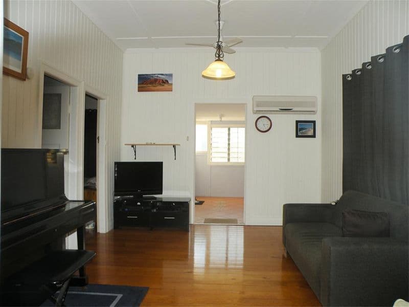 56 Larnach Street, ALLENSTOWN QLD 4700, Allenstown - Thumbnail 2