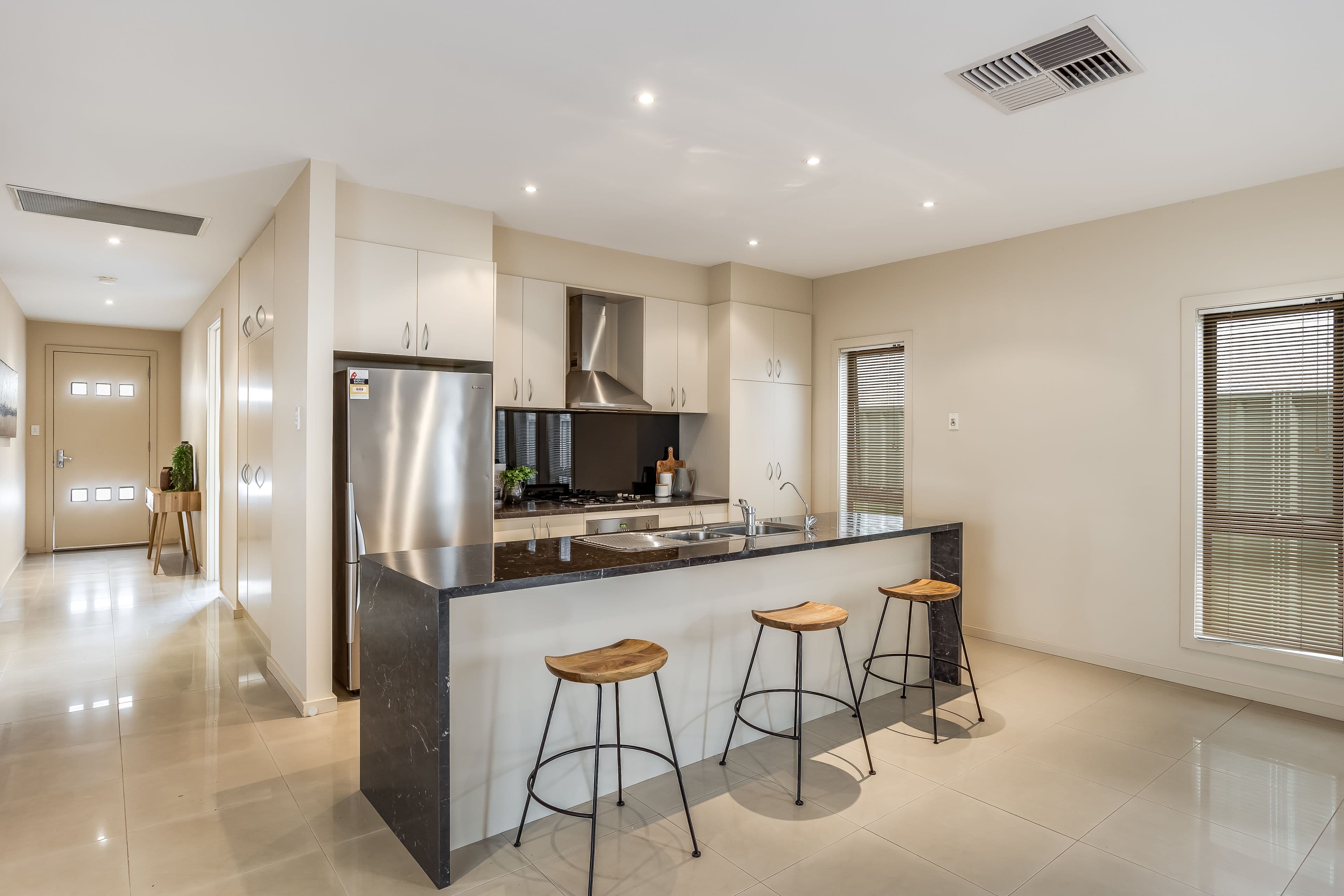 8 Adeline Street, Mawson Lakes SA 5095, Mawson Lakes - Thumbnail 4