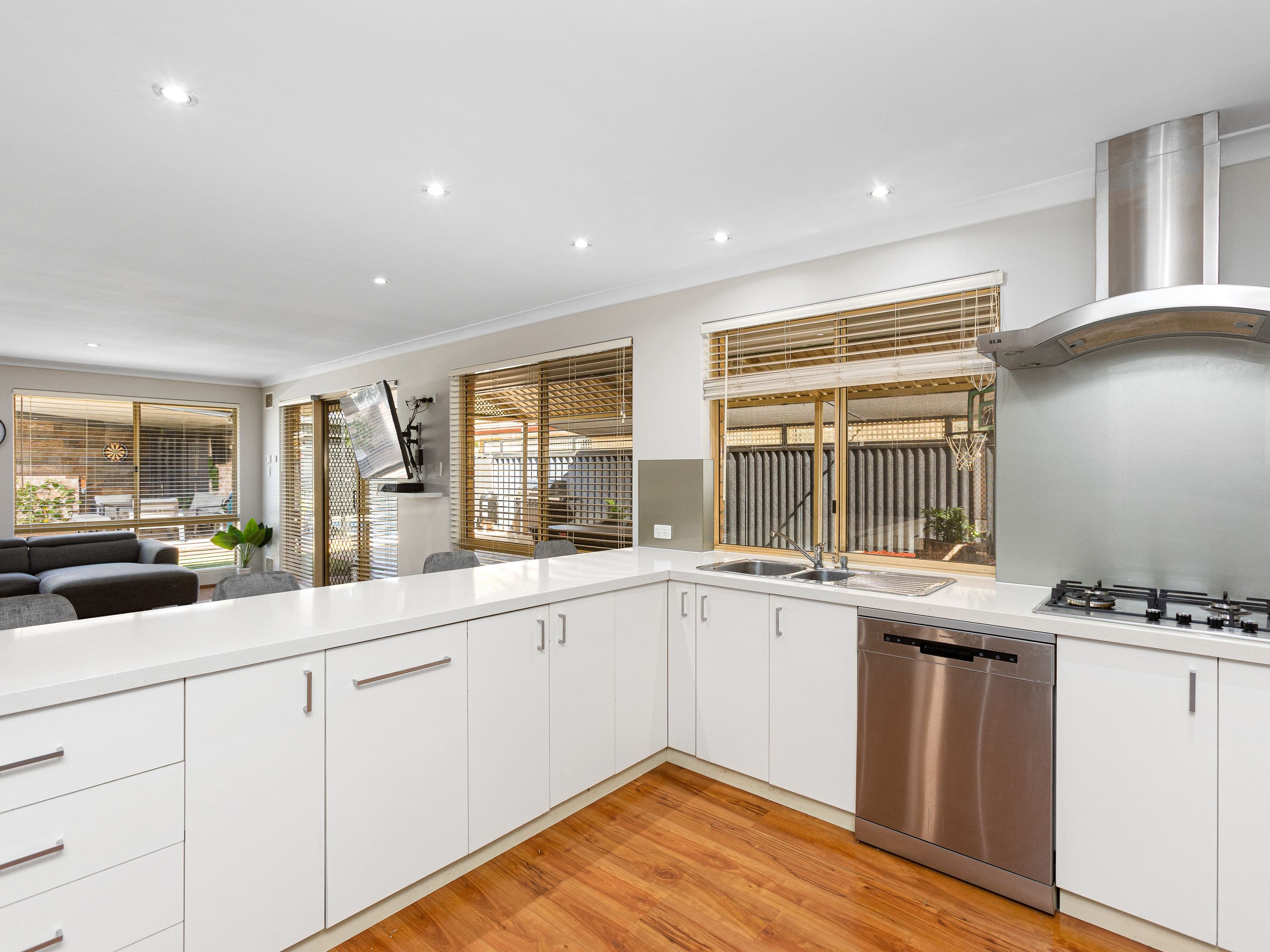 29 Murdoch Road, Thornlie WA 6108, Thornlie - Thumbnail 3
