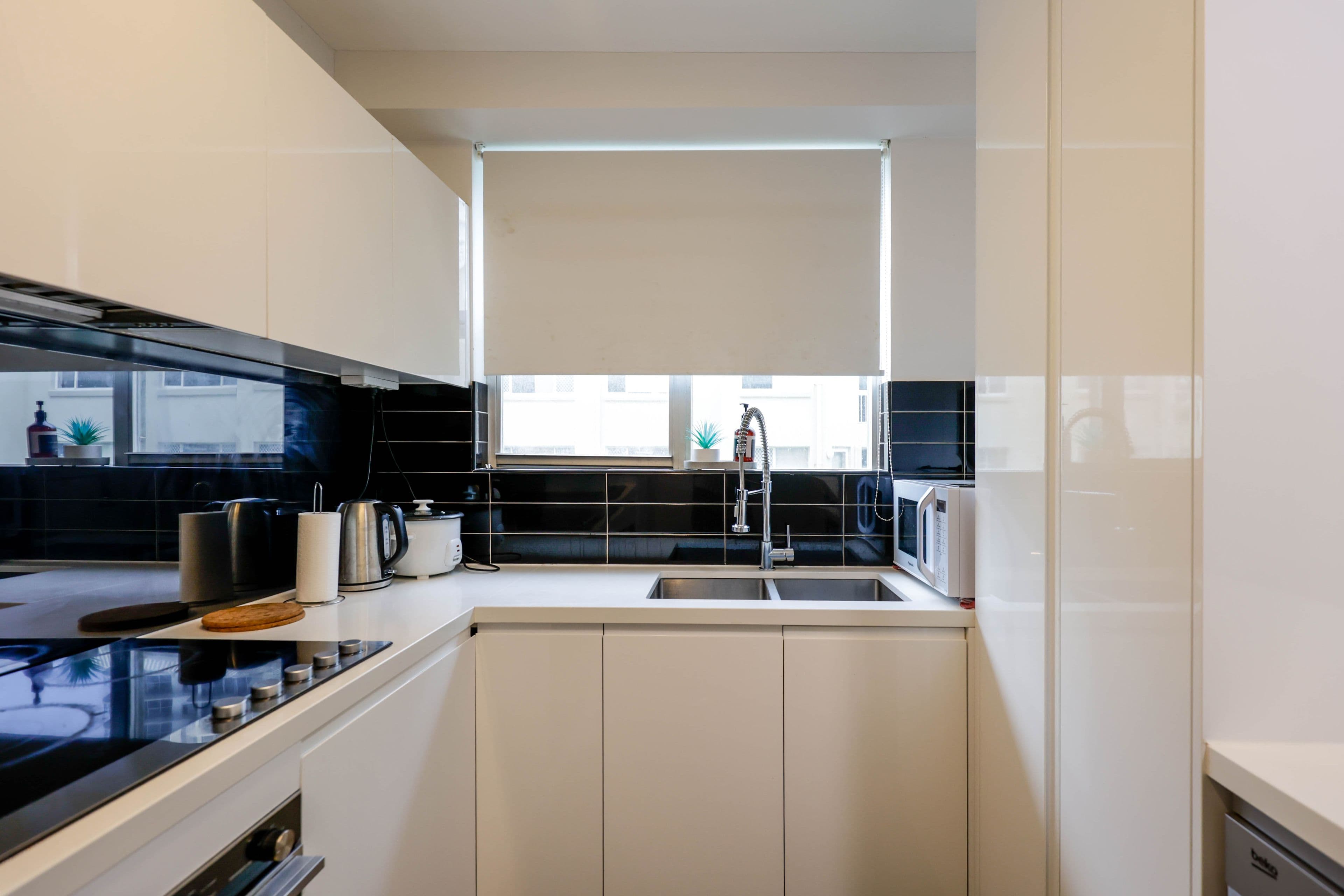15 Pacific Street, Main Beach QLD 4217, Main Beach - Thumbnail 2