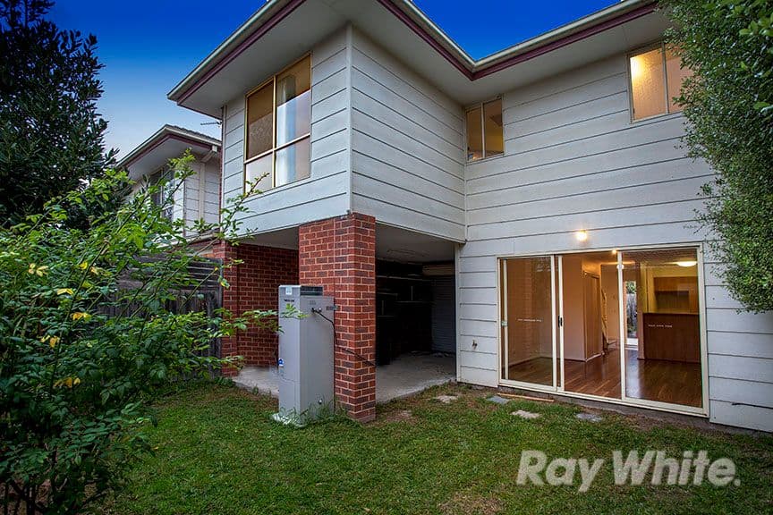 9 Stuart Street, Noble Park VIC 3174, Noble Park - Thumbnail 2