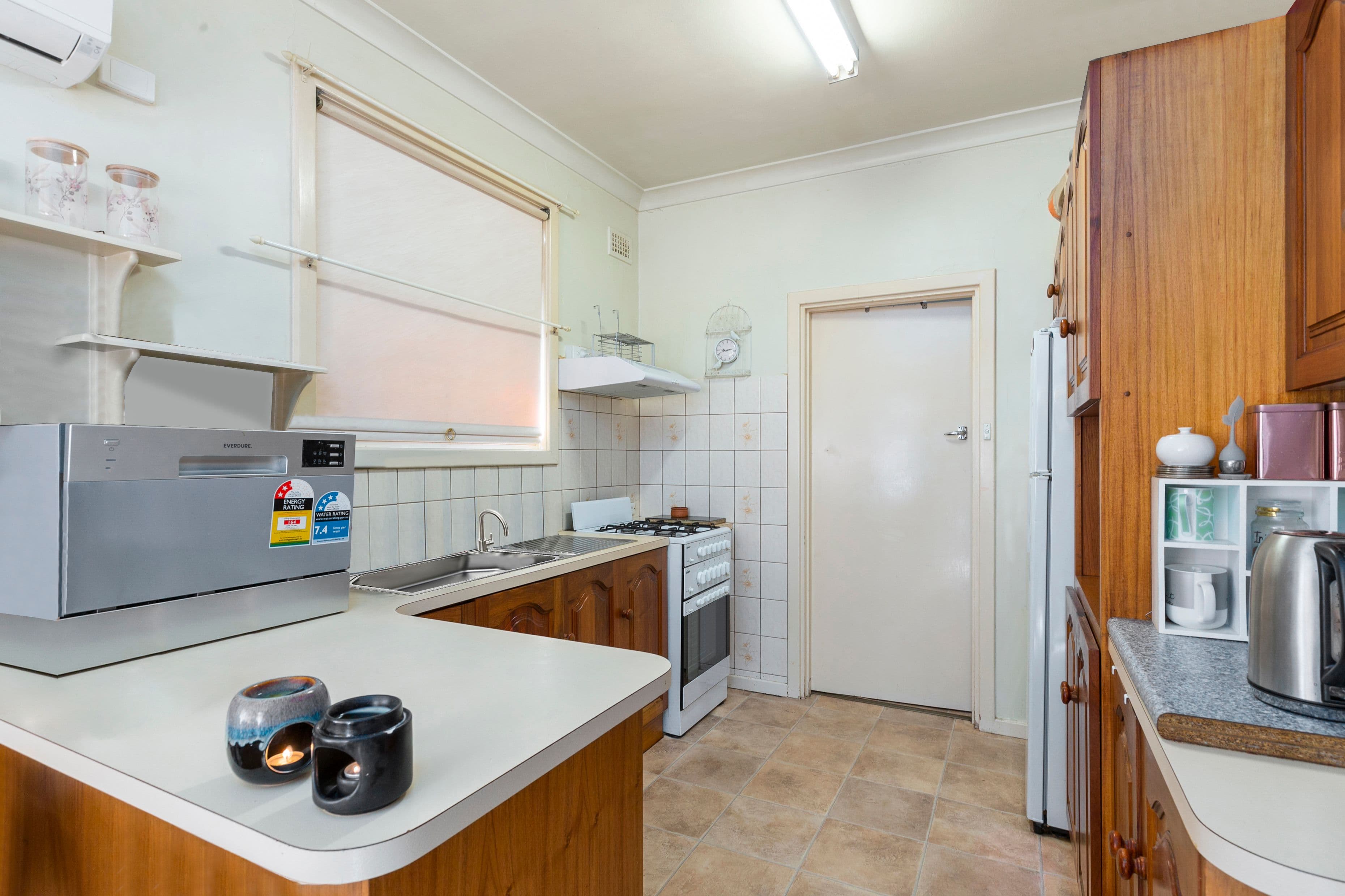 4 Colbert Road, Christies Beach SA 5165, Christies Beach - Thumbnail 3