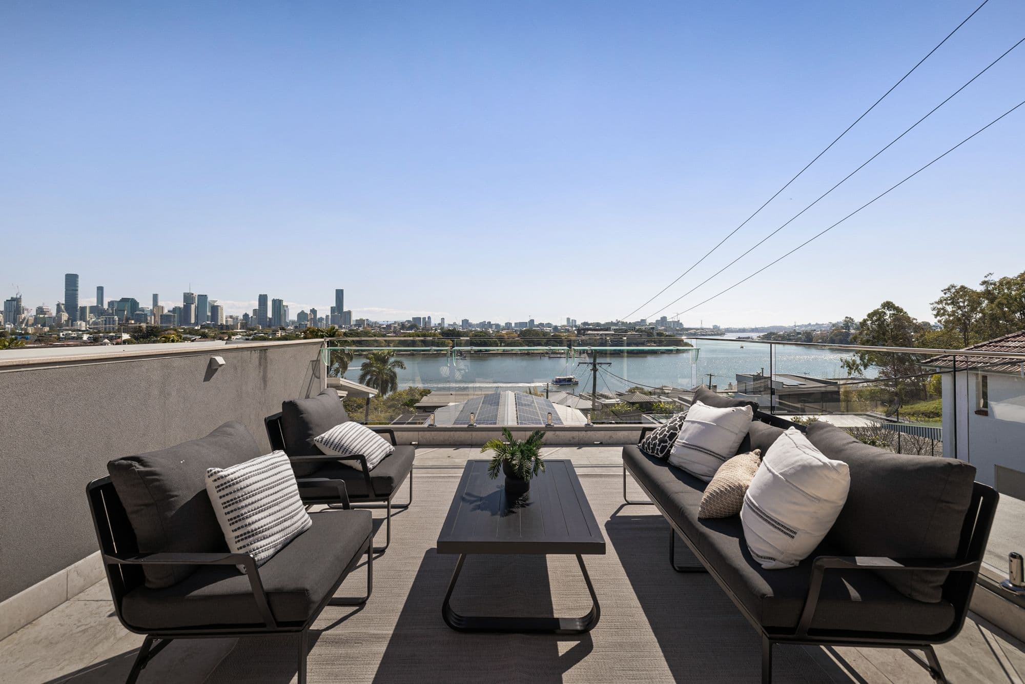 2A Wendell Street, Norman Park QLD 4170, Norman Park - Thumbnail 2