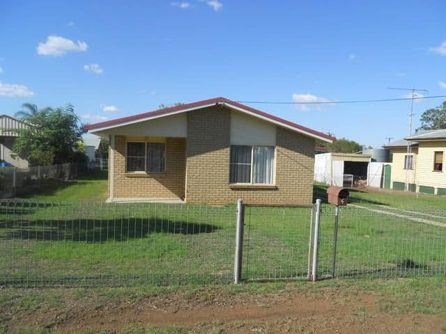 5 Hume, PITTSWORTH QLD 4356, Pittsworth - Image 1