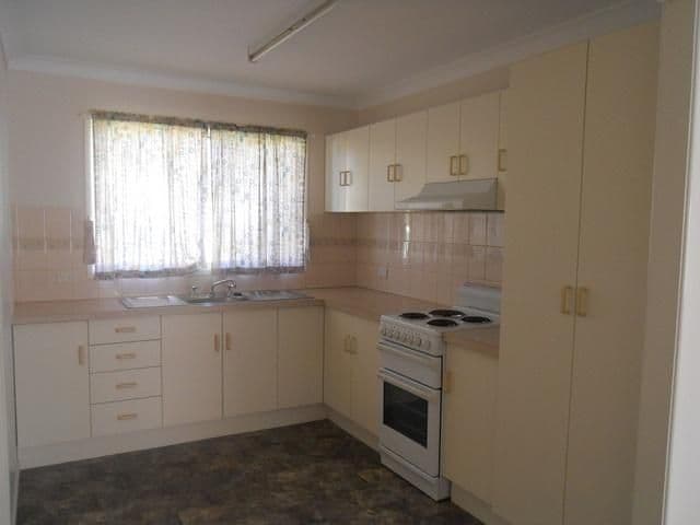 5 Hume, PITTSWORTH QLD 4356, Pittsworth - Thumbnail 3