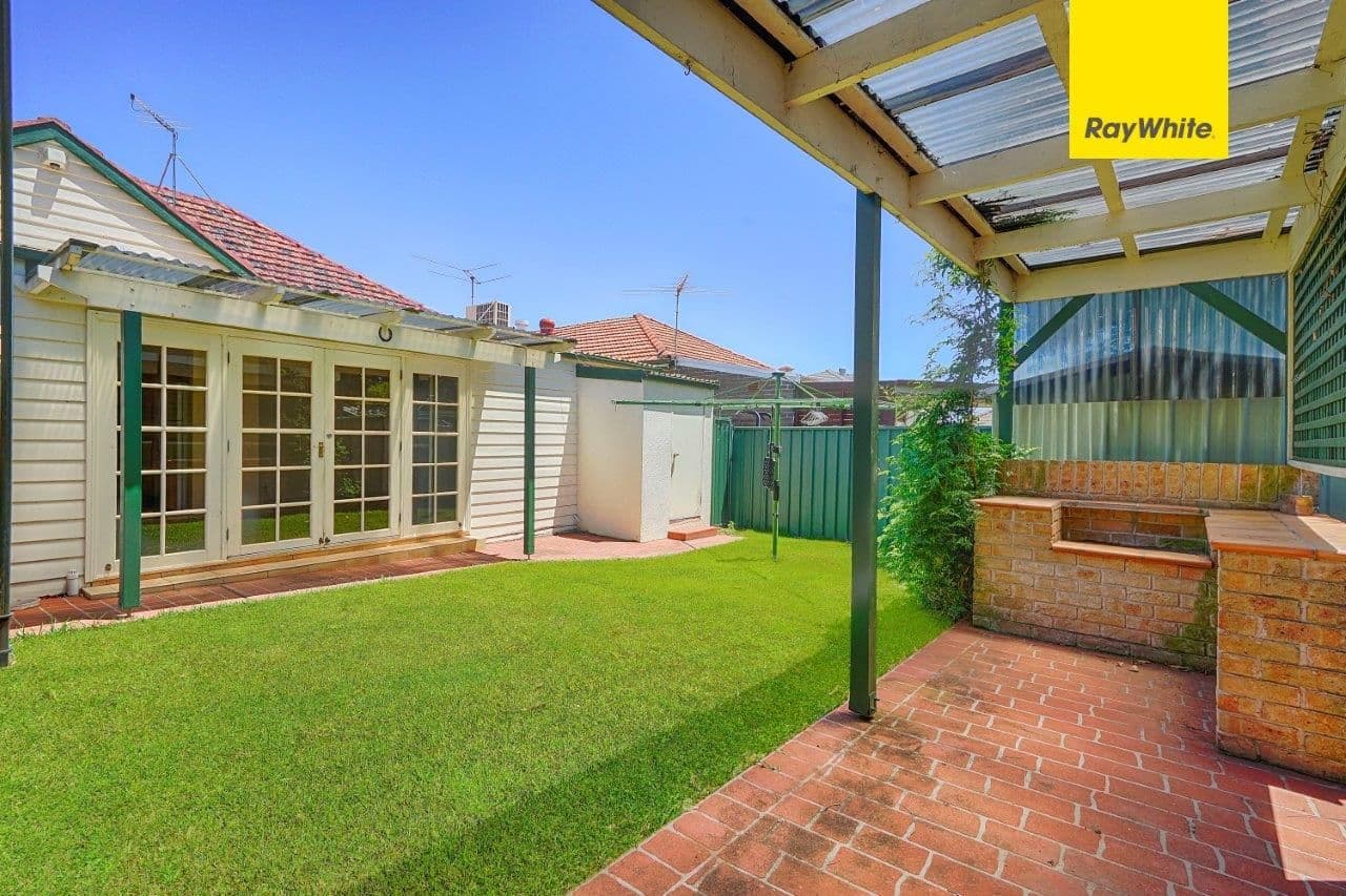 1 Faunce Street, Burwood Heights - Thumbnail 8