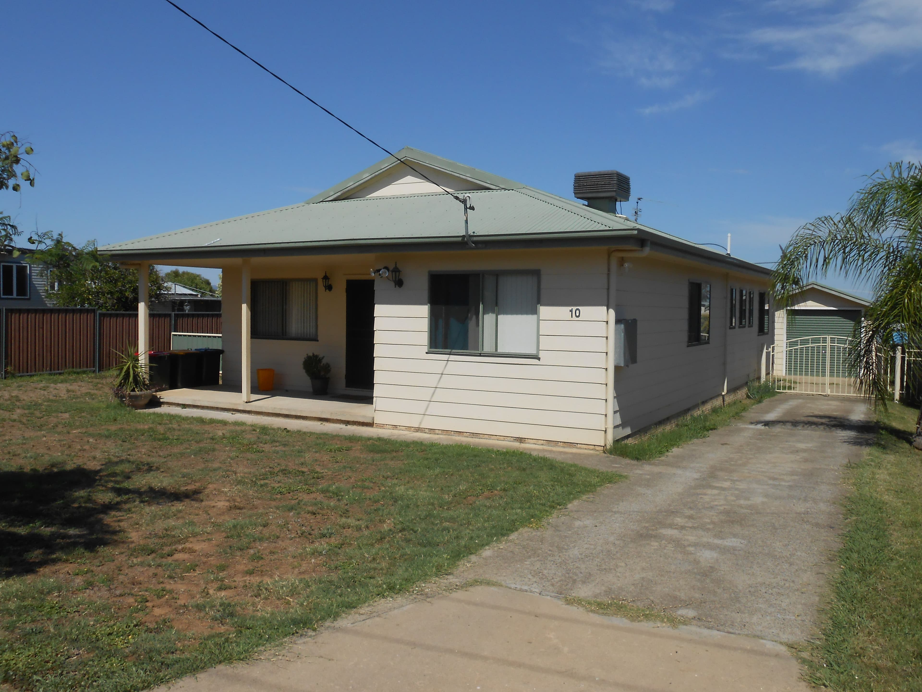 10 Jill Street, Tamworth NSW 2340, Tamworth - Thumbnail 2