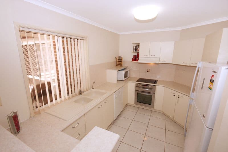 16 Ku-Ring-Gai Court, KULUIN QLD 4558, Kuluin - Thumbnail 3