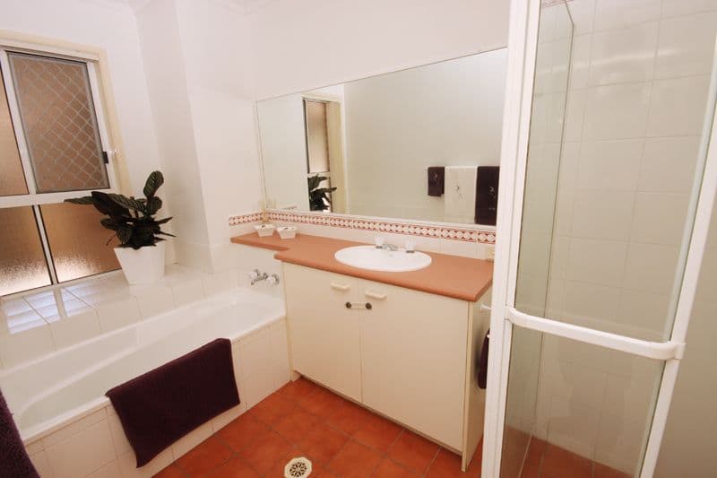 16 Ku-Ring-Gai Court, KULUIN QLD 4558, Kuluin - Thumbnail 5