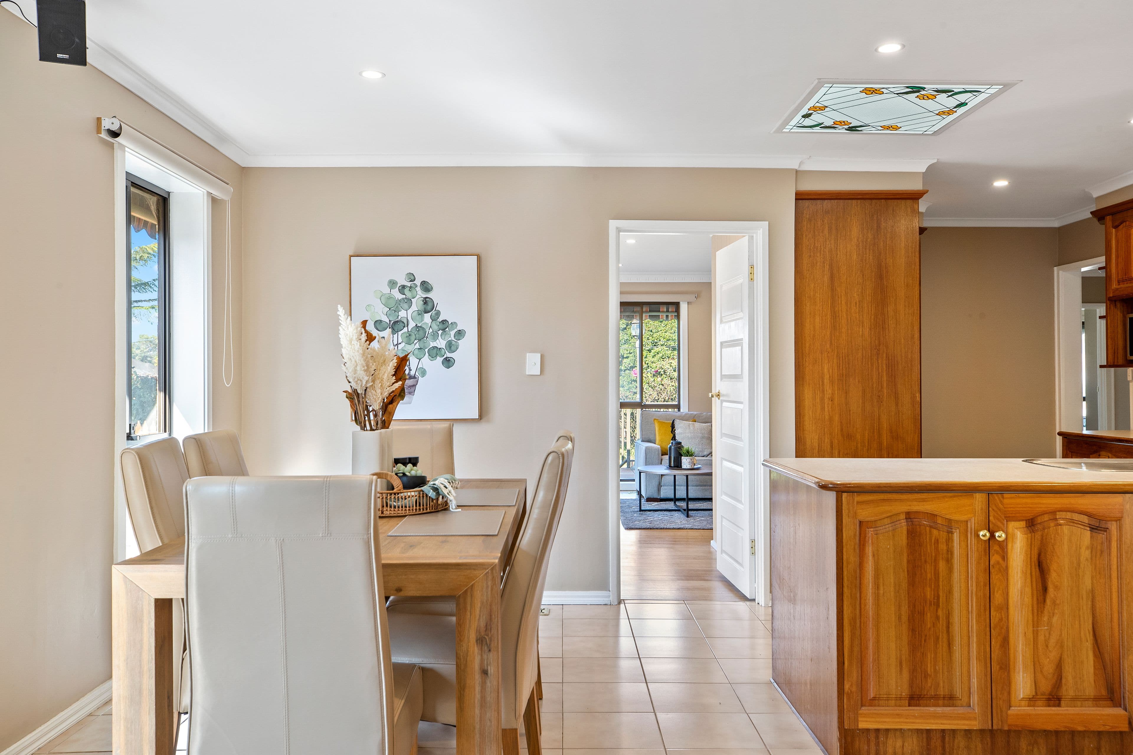 12 Silverton Drive, Ferntree Gully VIC 3156, Ferntree Gully - Thumbnail 4