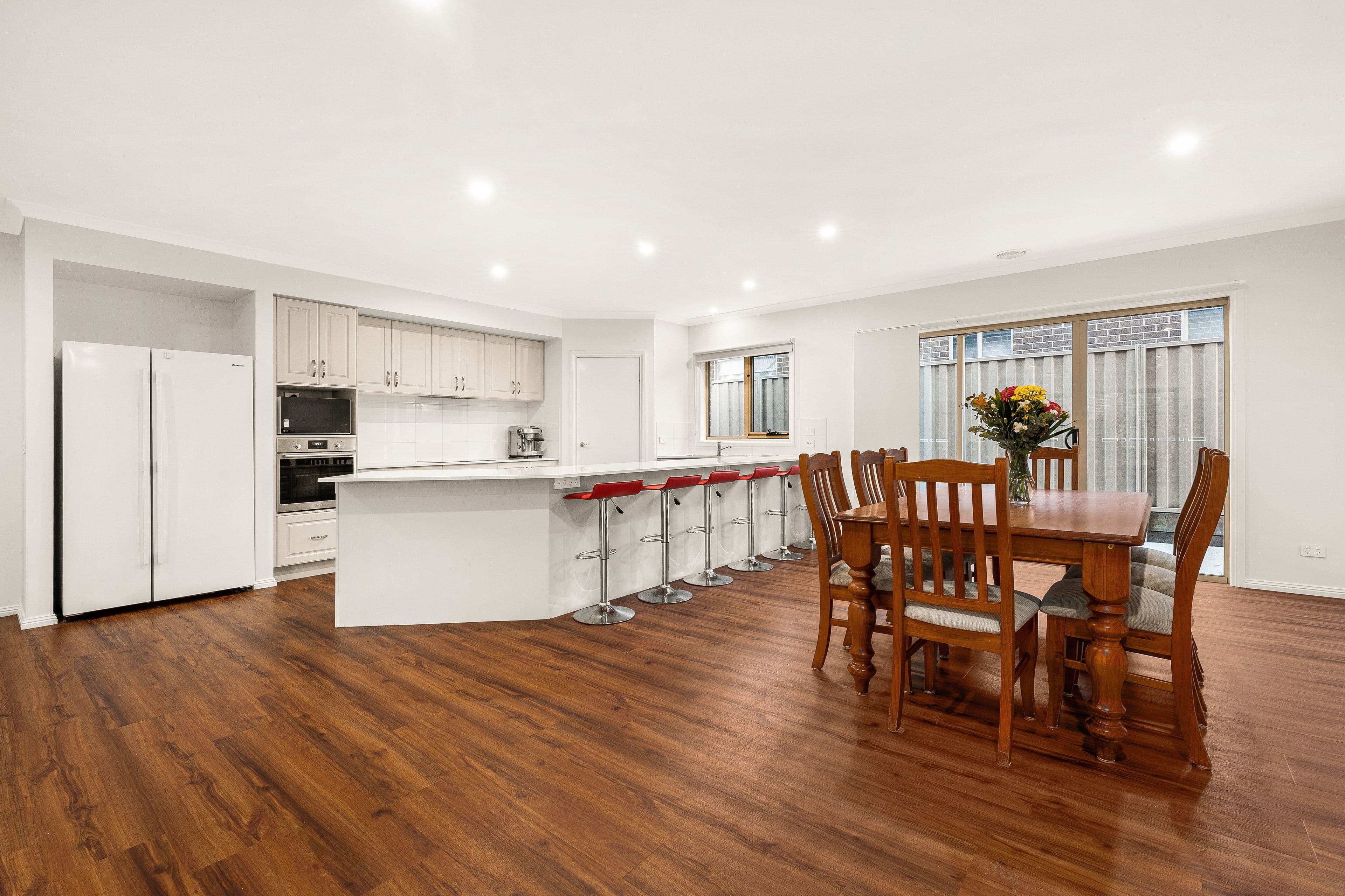 17 Kenneth Road, Pakenham VIC 3810, Pakenham - Thumbnail 5
