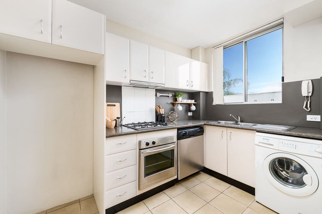 22 Helena Street, Lilyfield NSW 2040, Lilyfield - Thumbnail 3