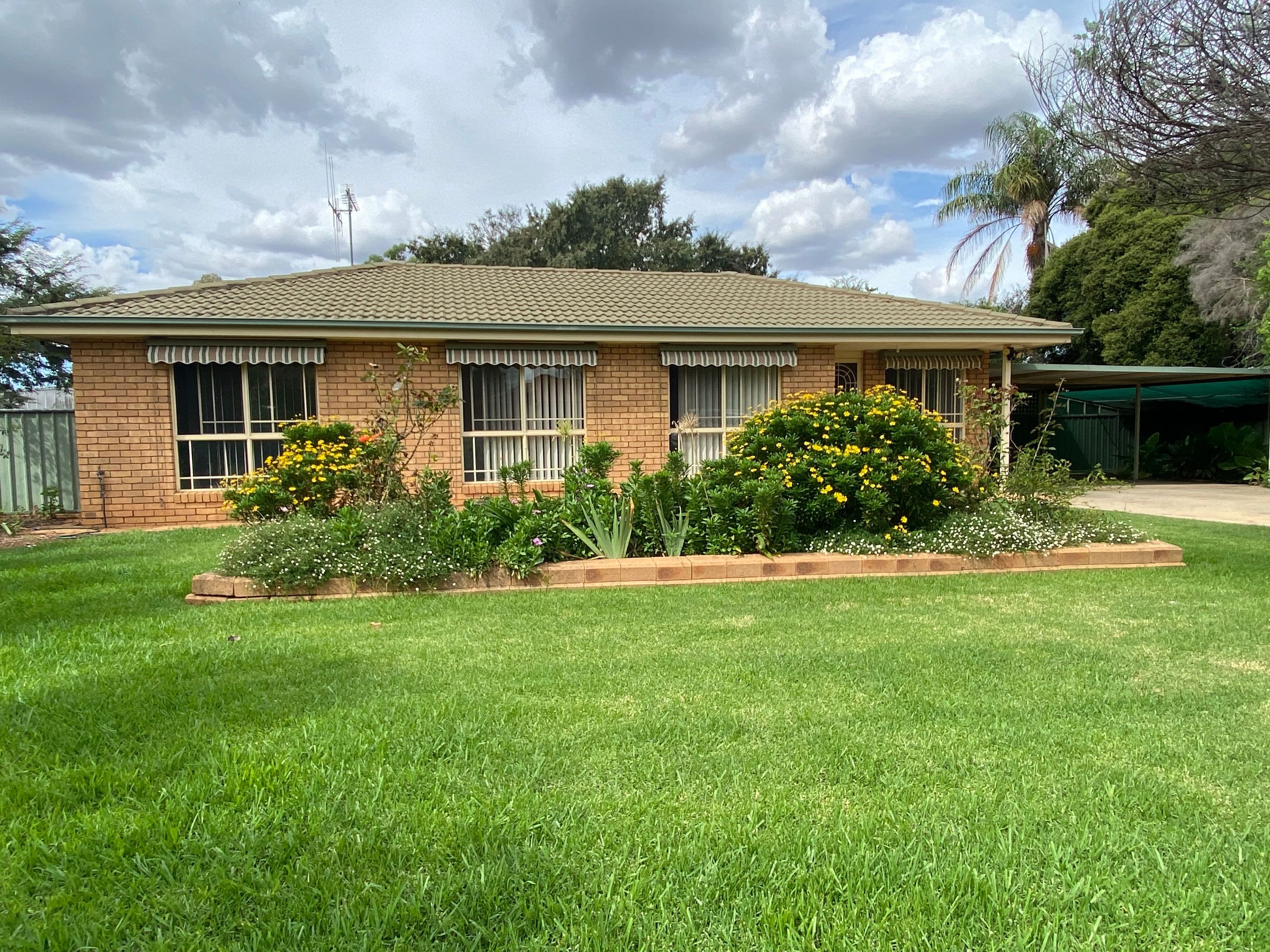 26 Thames Street, Forbes NSW 2871, Forbes - Image 1