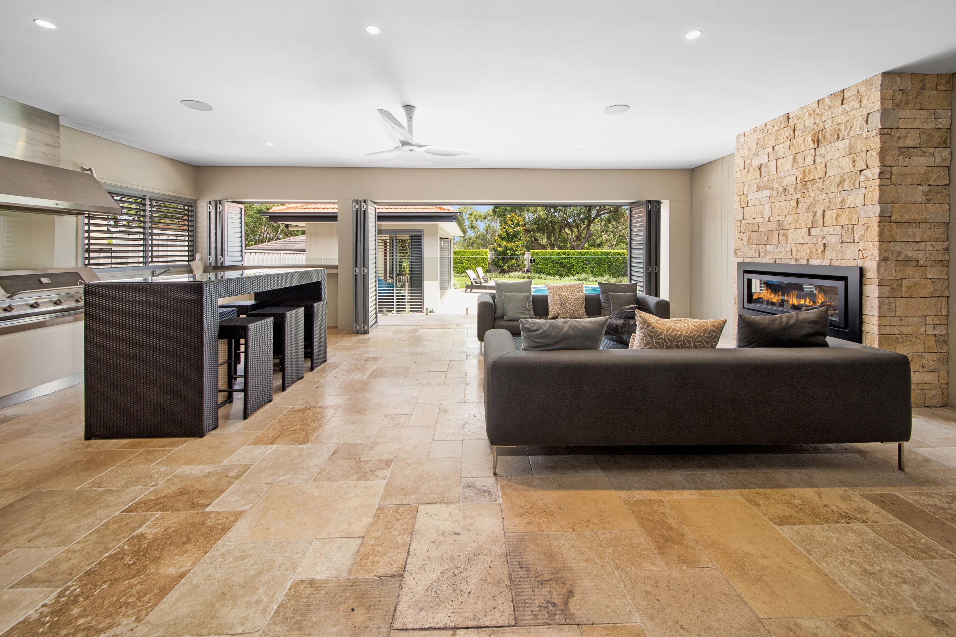 15 Austin Street, Illawong NSW 2234, Illawong - Thumbnail 2