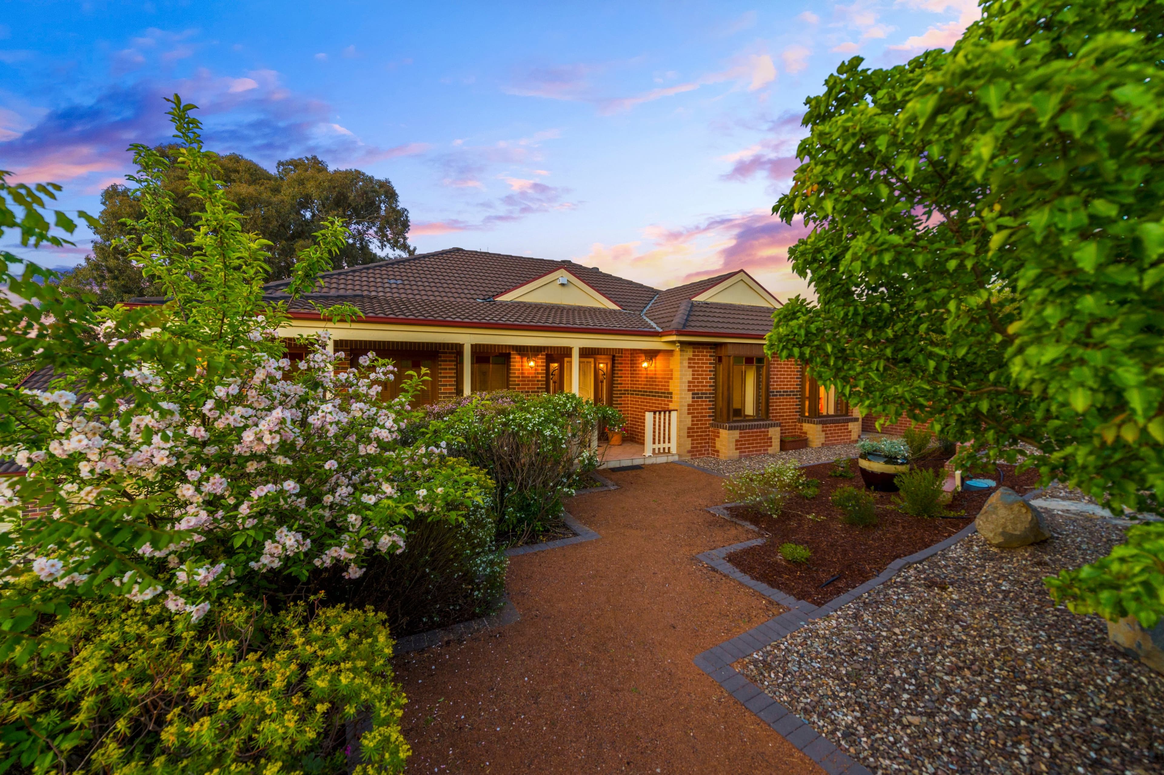 49 Jacaranda Drive, Jerrabomberra - Thumbnail 3