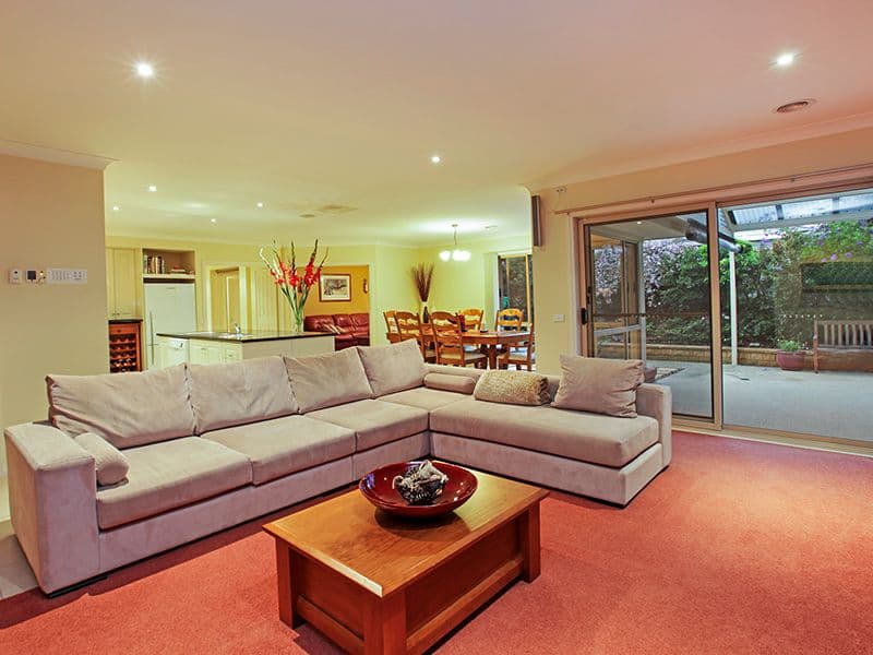 2 McEvoy Close, HIGHTON VIC 3216, Highton - Thumbnail 2