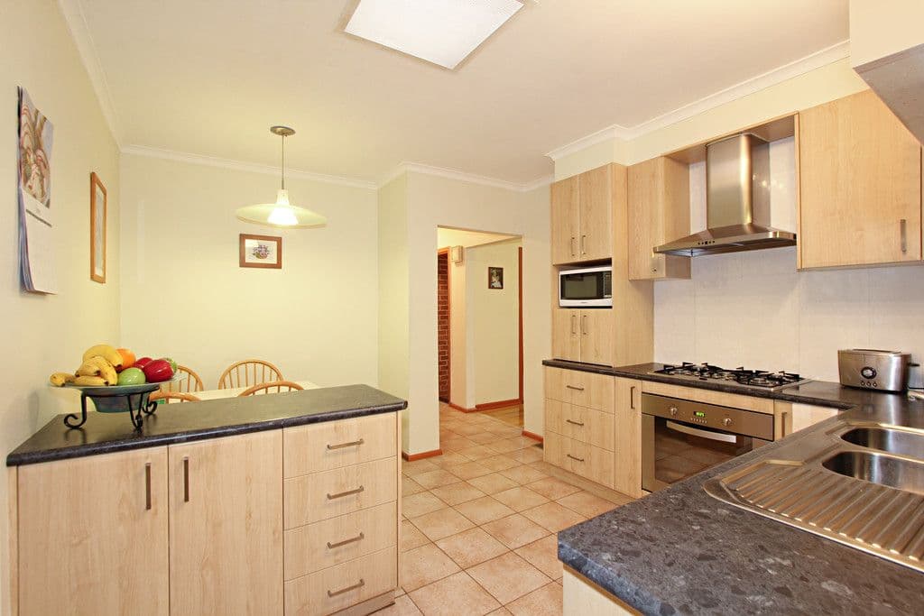 6 Kaybrook Court, OAKLEIGH SOUTH VIC 3167, Oakleigh South - Thumbnail 6