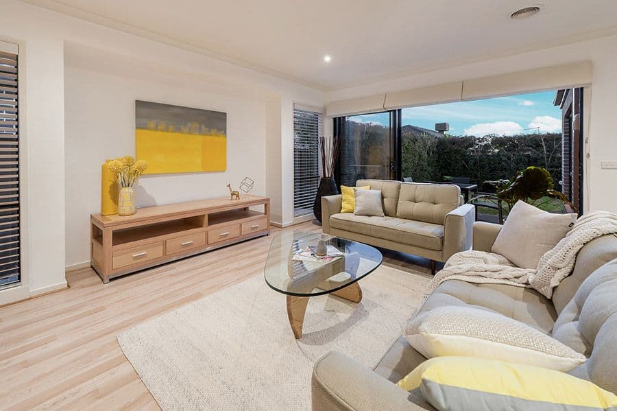 18 Oakgrove Drive, Craigieburn VIC 3064, Craigieburn - Thumbnail 4