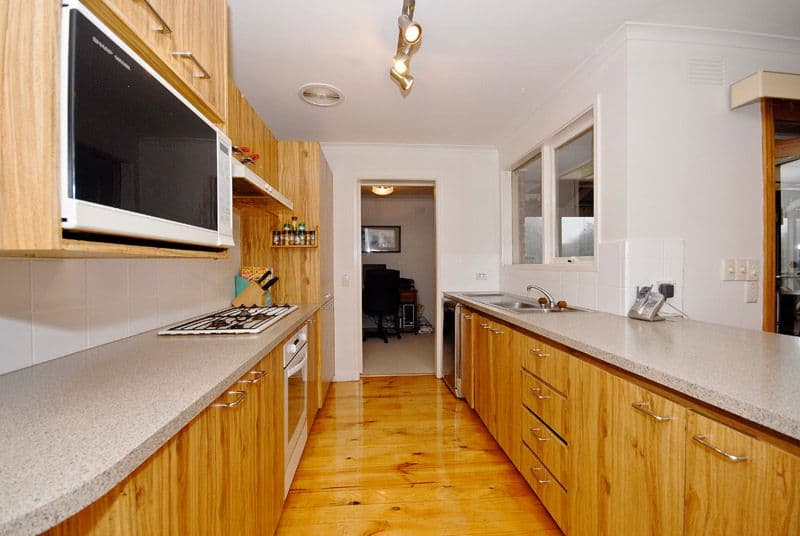 25 Orna Street, FERNTREE GULLY VIC 3156, Ferntree Gully - Thumbnail 5
