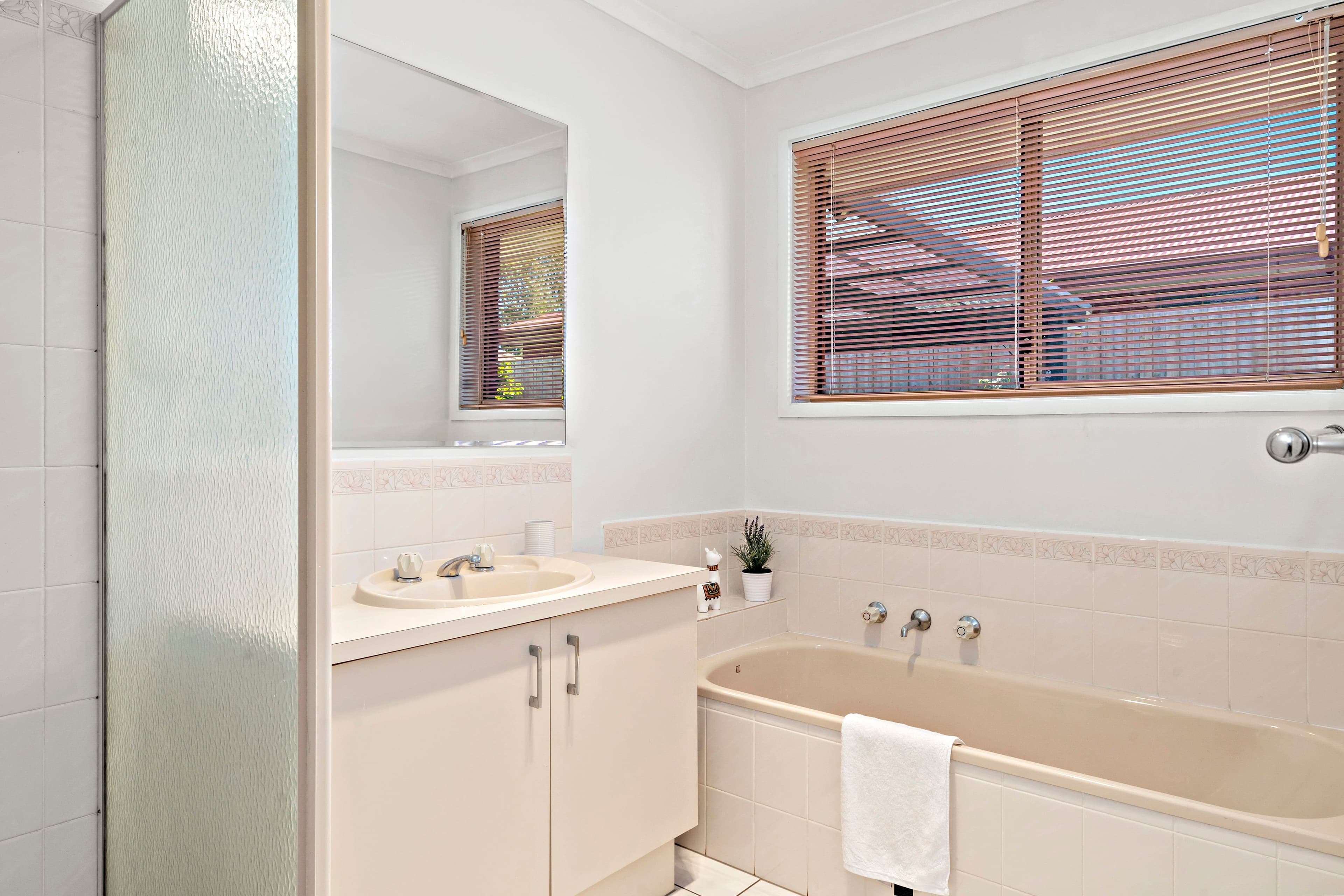 14 Wilmott Close, Berwick VIC 3806, Berwick - Thumbnail 6