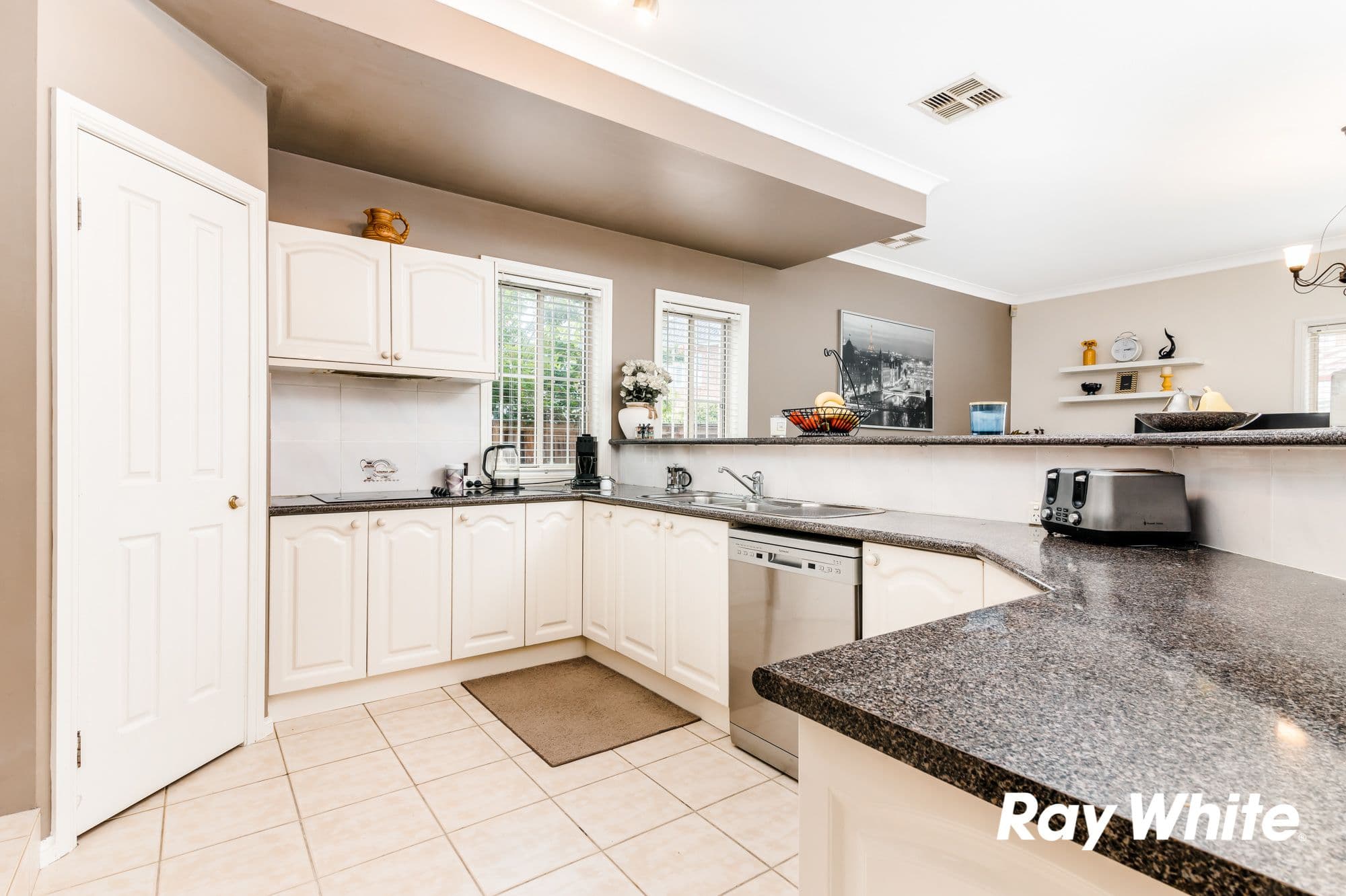 18 Beatrice Street, Cecil Hills NSW 2171, Cecil Hills - Thumbnail 8