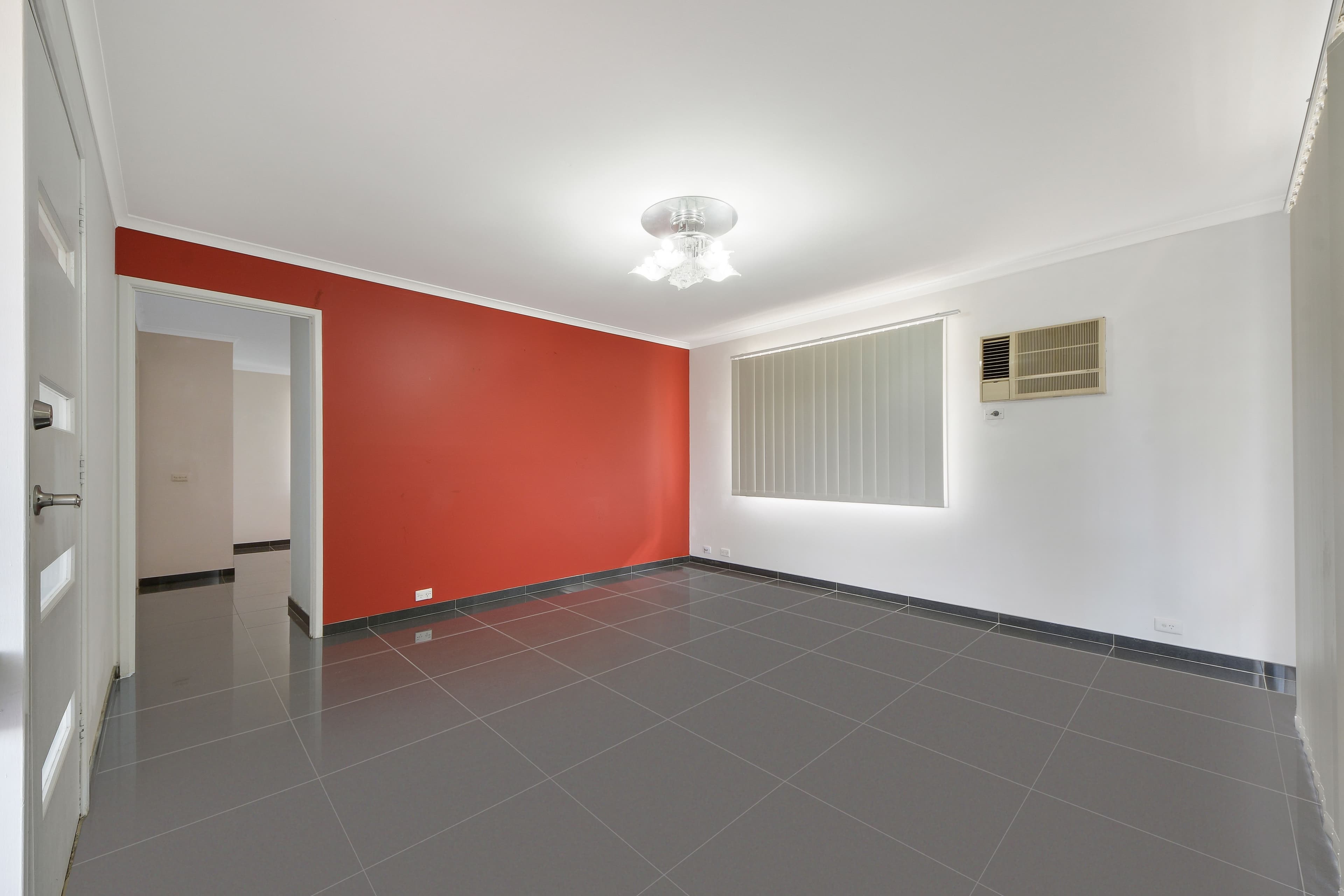 7 Spumante Close, Eschol Park - Thumbnail 2