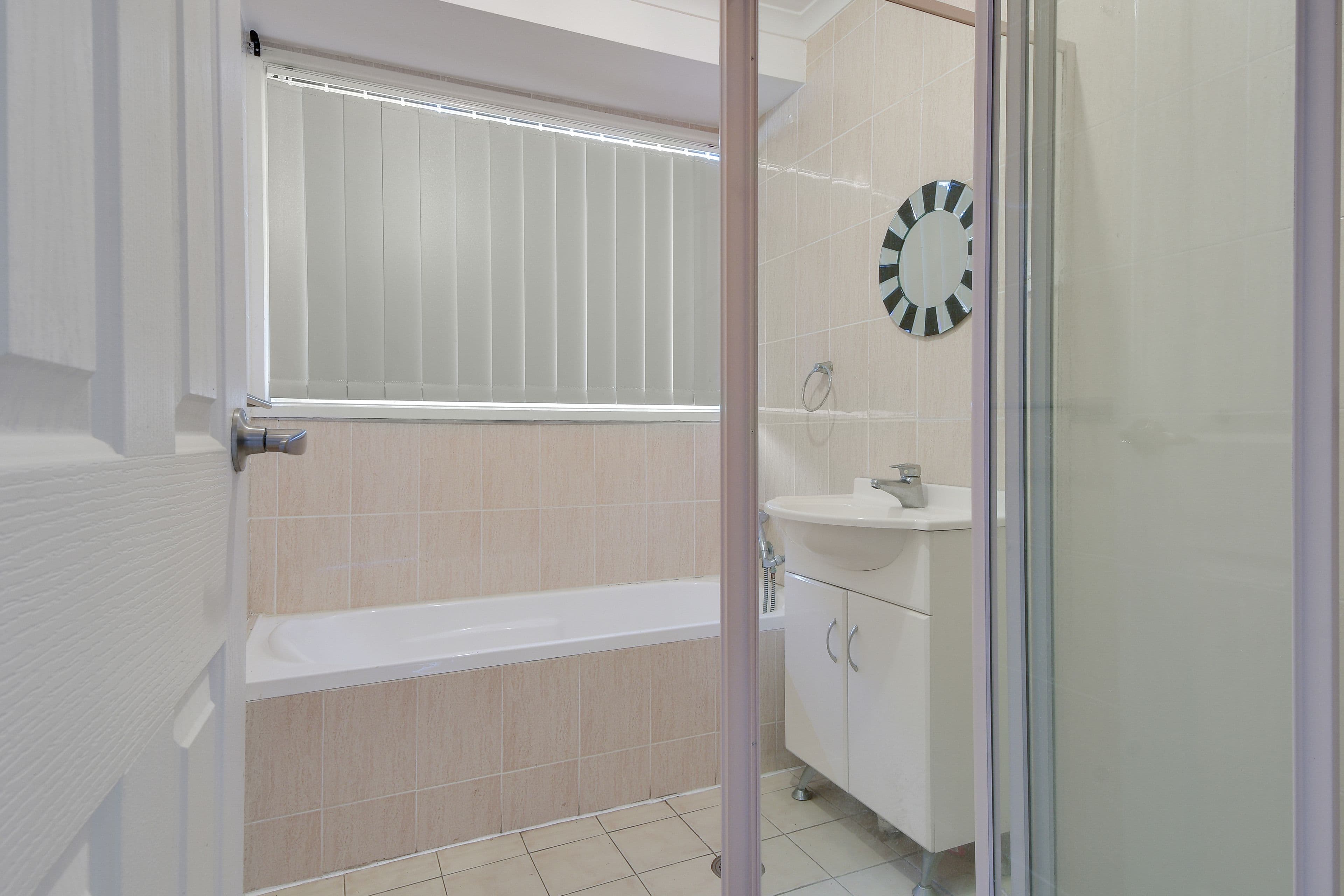 7 Spumante Close, Eschol Park - Thumbnail 8