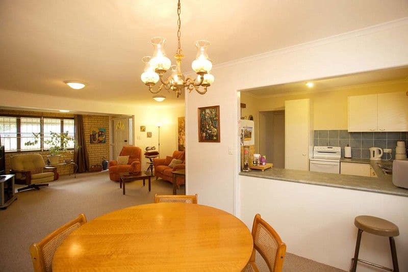 28 Grenoble Street, THE GAP QLD 4061, The Gap - Thumbnail 2