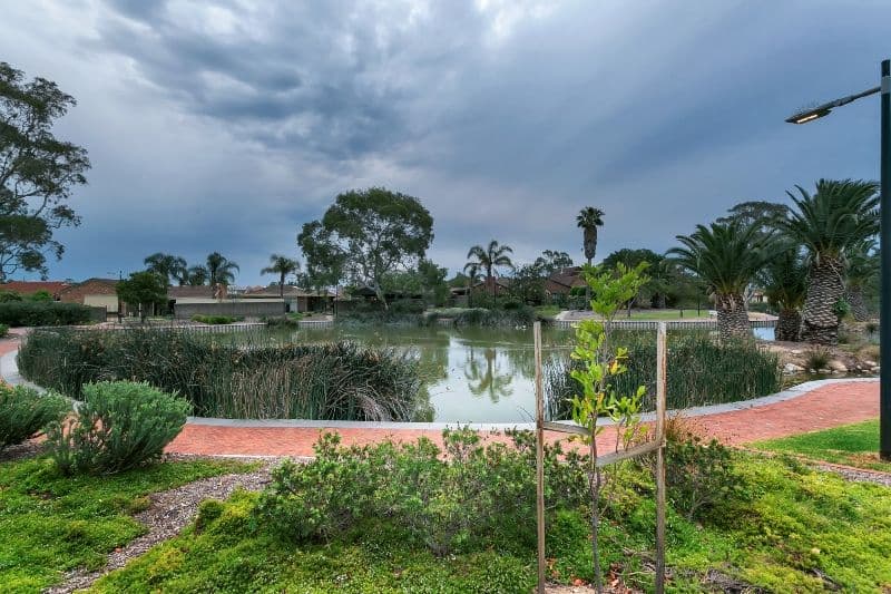 7 Moorea Court, West Lakes SA 5021, West Lakes - Thumbnail 2