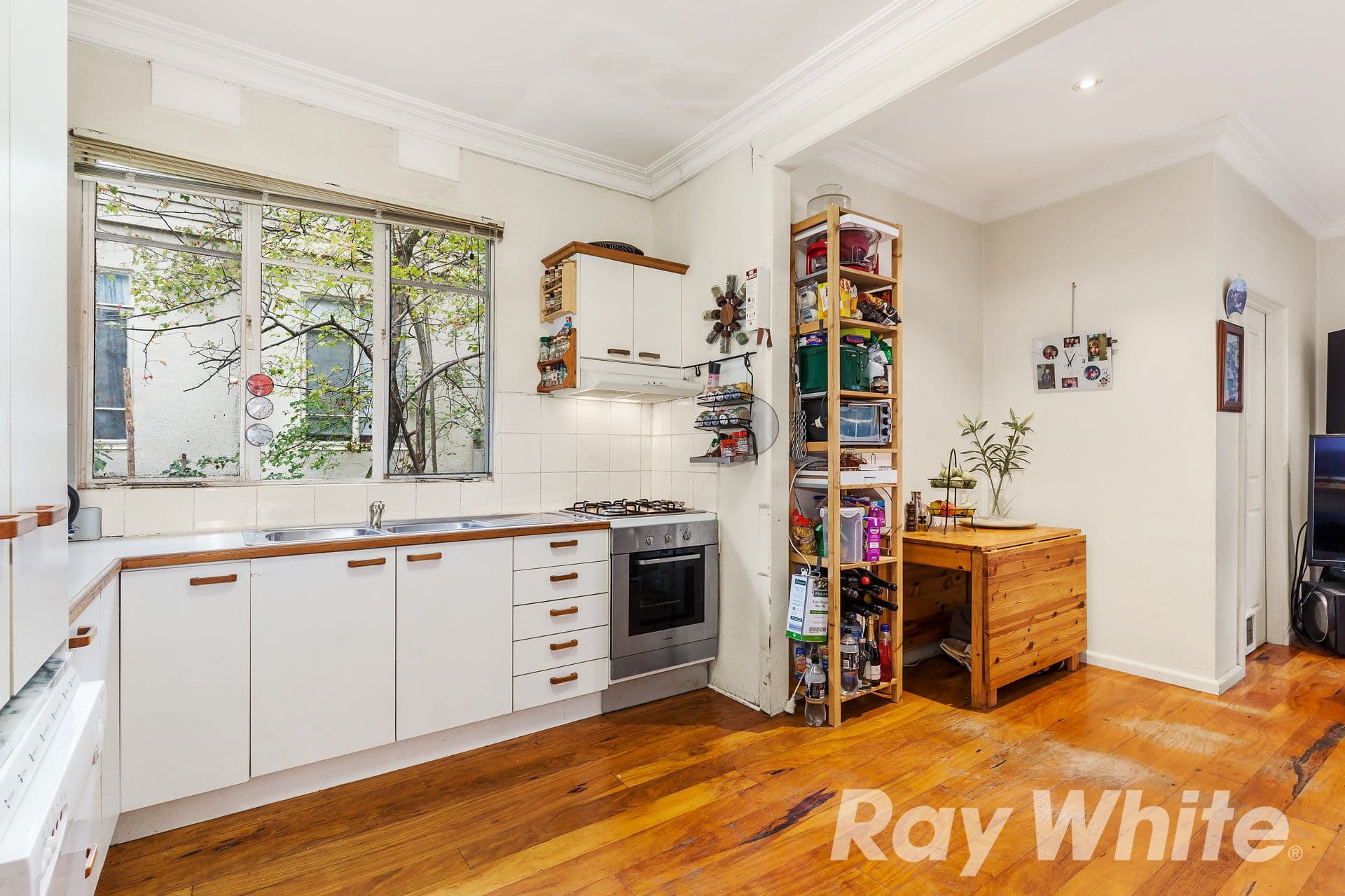 38 Grandview Road, Box Hill South VIC 3128, Box Hill South - Thumbnail 6