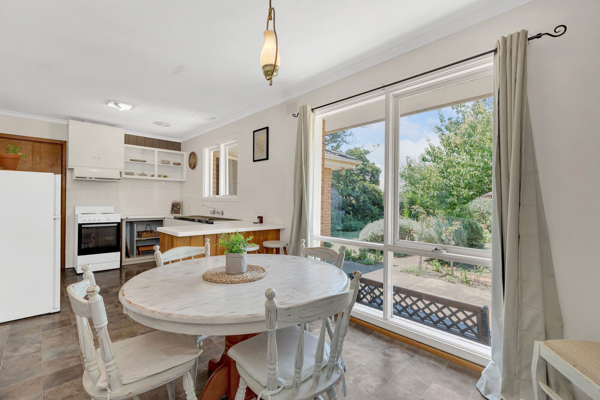 15 Vaina Street, Werribee VIC 3030, Werribee - Thumbnail 6
