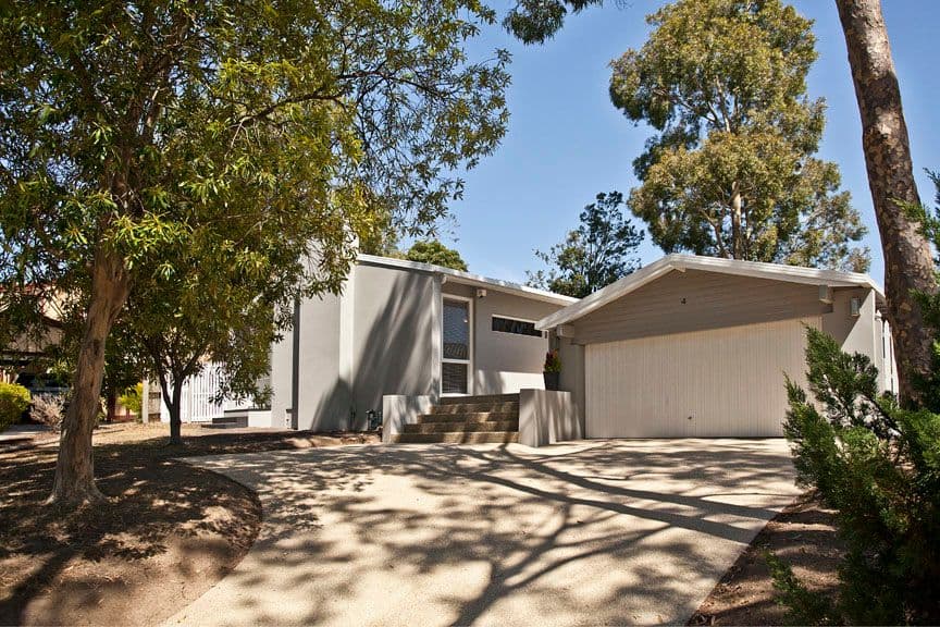4 Glen Tower Drive, GLEN WAVERLEY VIC 3150, Glen Waverley - Image 1