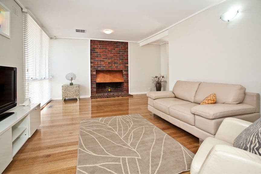 4 Glen Tower Drive, GLEN WAVERLEY VIC 3150, Glen Waverley - Thumbnail 3