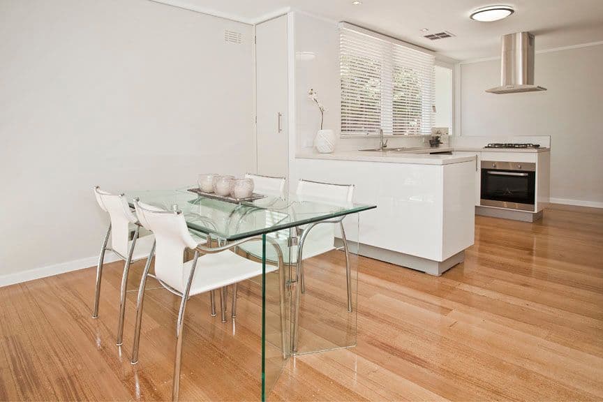 4 Glen Tower Drive, GLEN WAVERLEY VIC 3150, Glen Waverley - Thumbnail 4