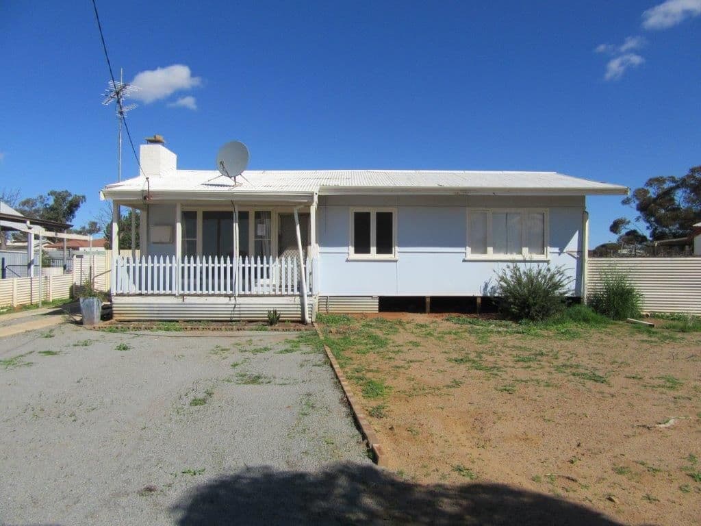 26 Railway Avenue, Carnamah WA 6517, Carnamah - Image 1
