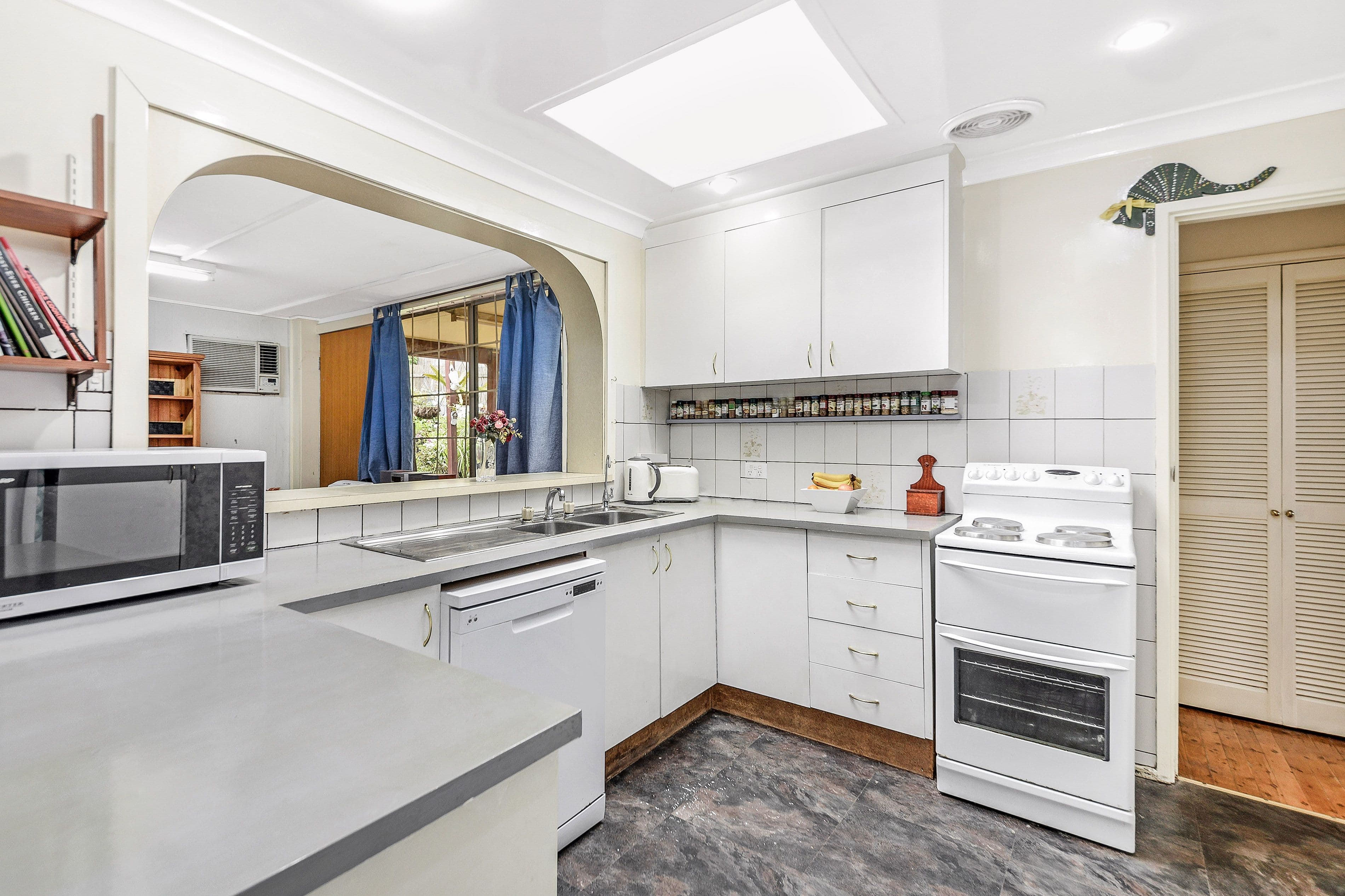 12 Investigator Avenue, Yagoona NSW 2199, Yagoona - Thumbnail 4
