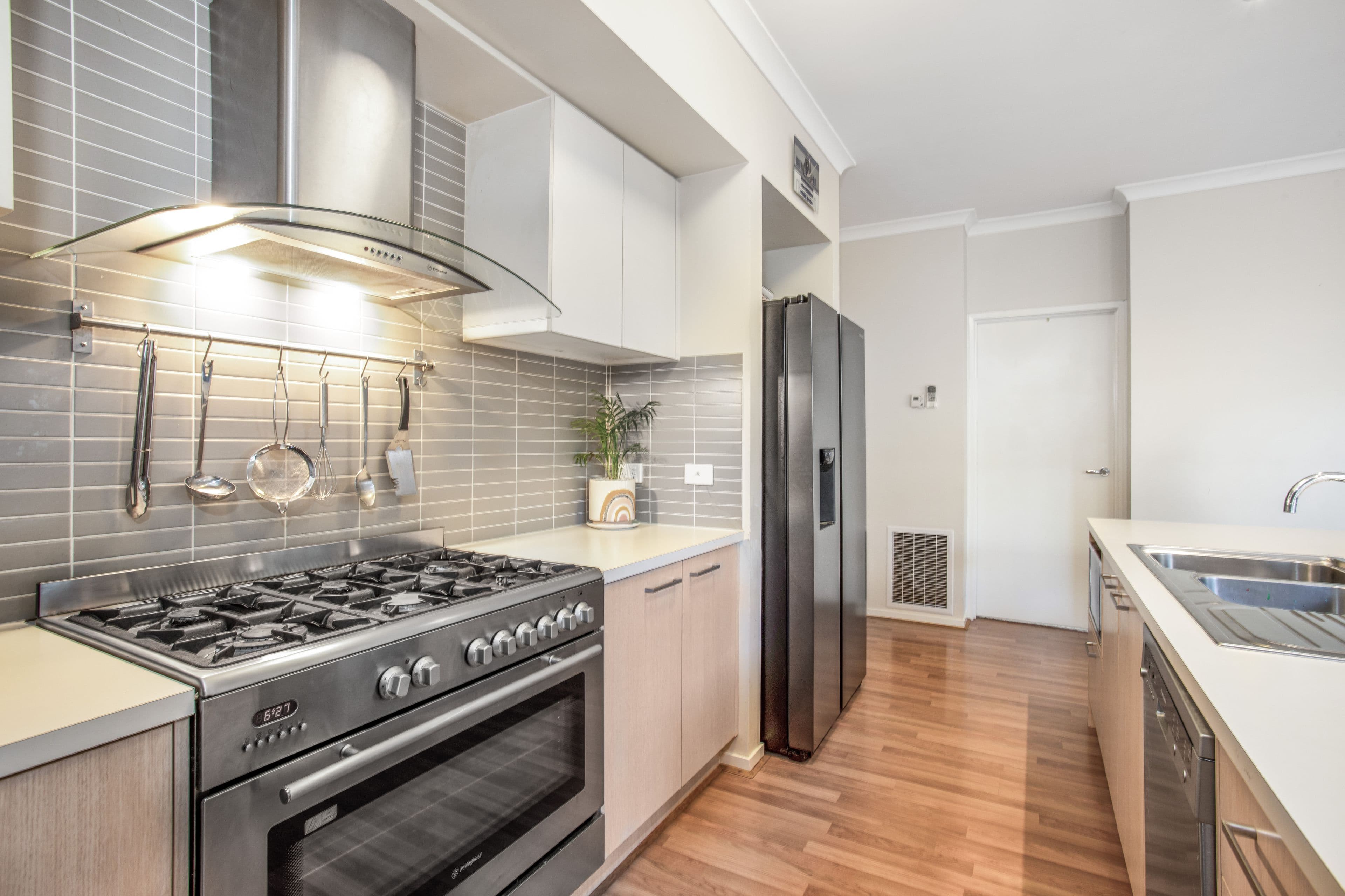 3 Kilburn Place, Pakenham VIC 3810, Pakenham - Thumbnail 4