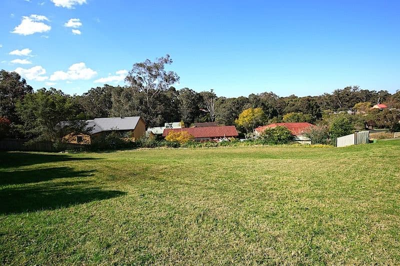 10 Nundah Crescent, Bomaderry NSW 2541, Bomaderry - Thumbnail 2