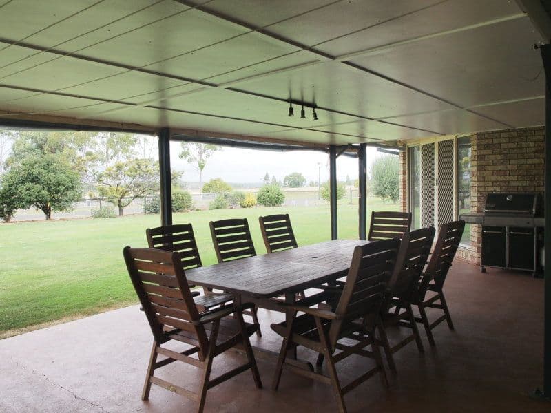 28 Fairway Drive, Pittsworth QLD 4356, Pittsworth - Thumbnail 7