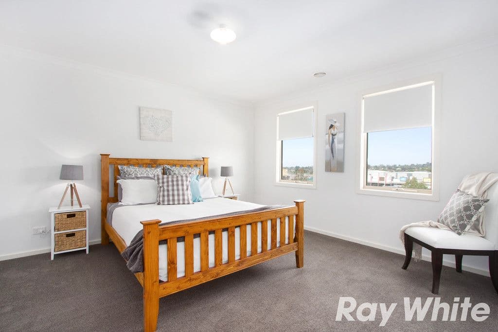 18 Adriatic Way, Pakenham VIC 3810, Pakenham - Thumbnail 7