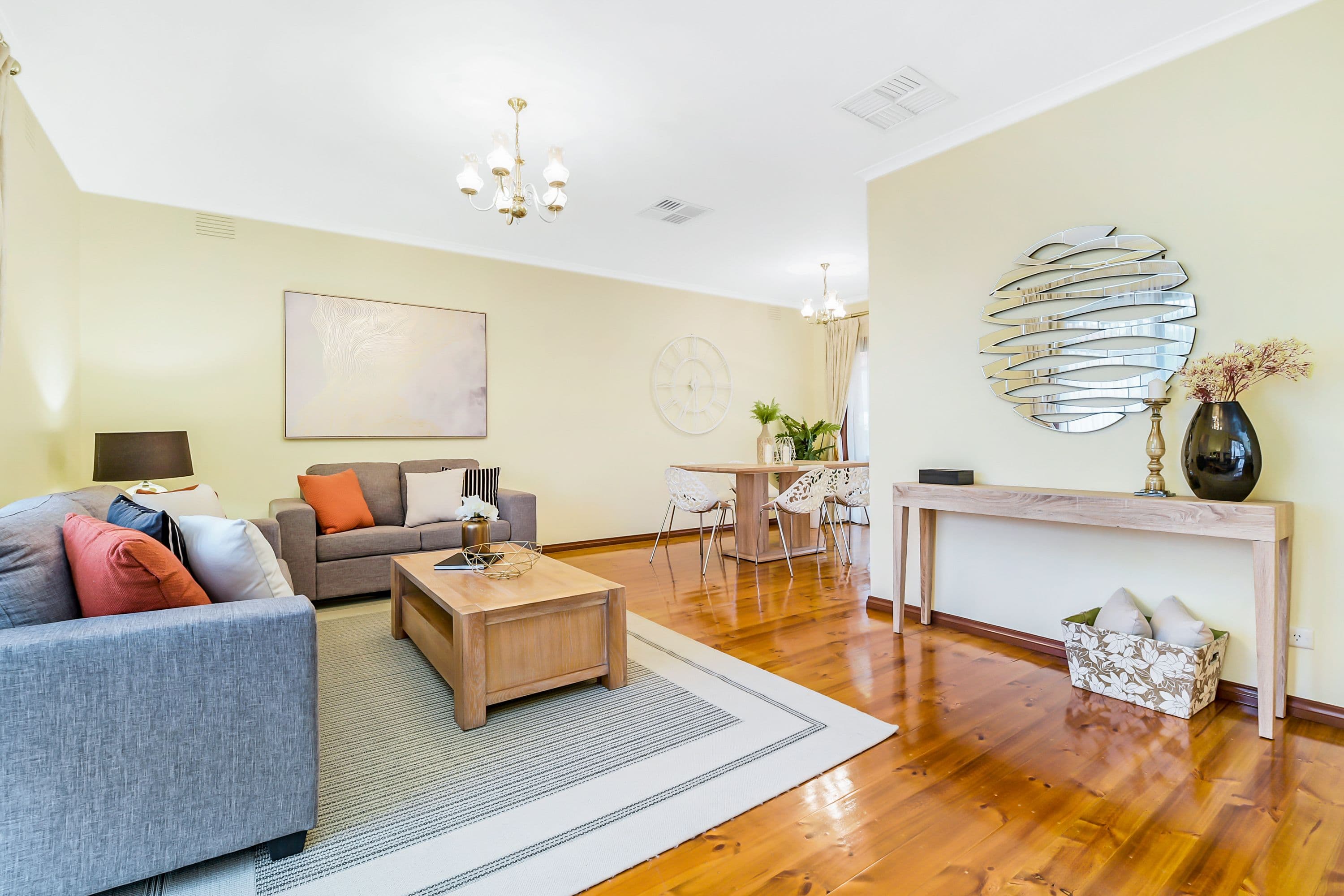 2 Kymme Court, Glen Waverley VIC 3150, Glen Waverley - Thumbnail 2