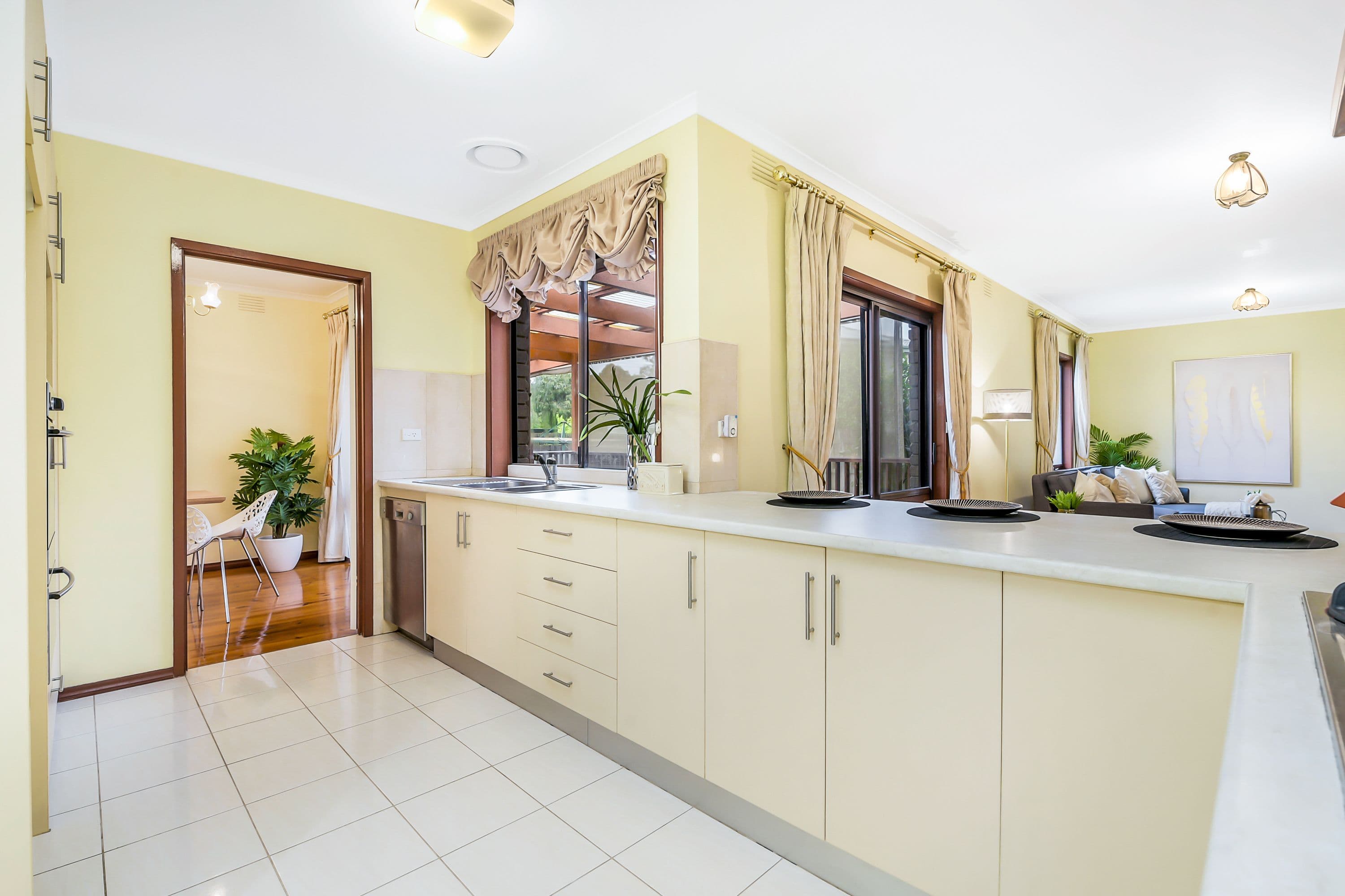 2 Kymme Court, Glen Waverley VIC 3150, Glen Waverley - Thumbnail 4