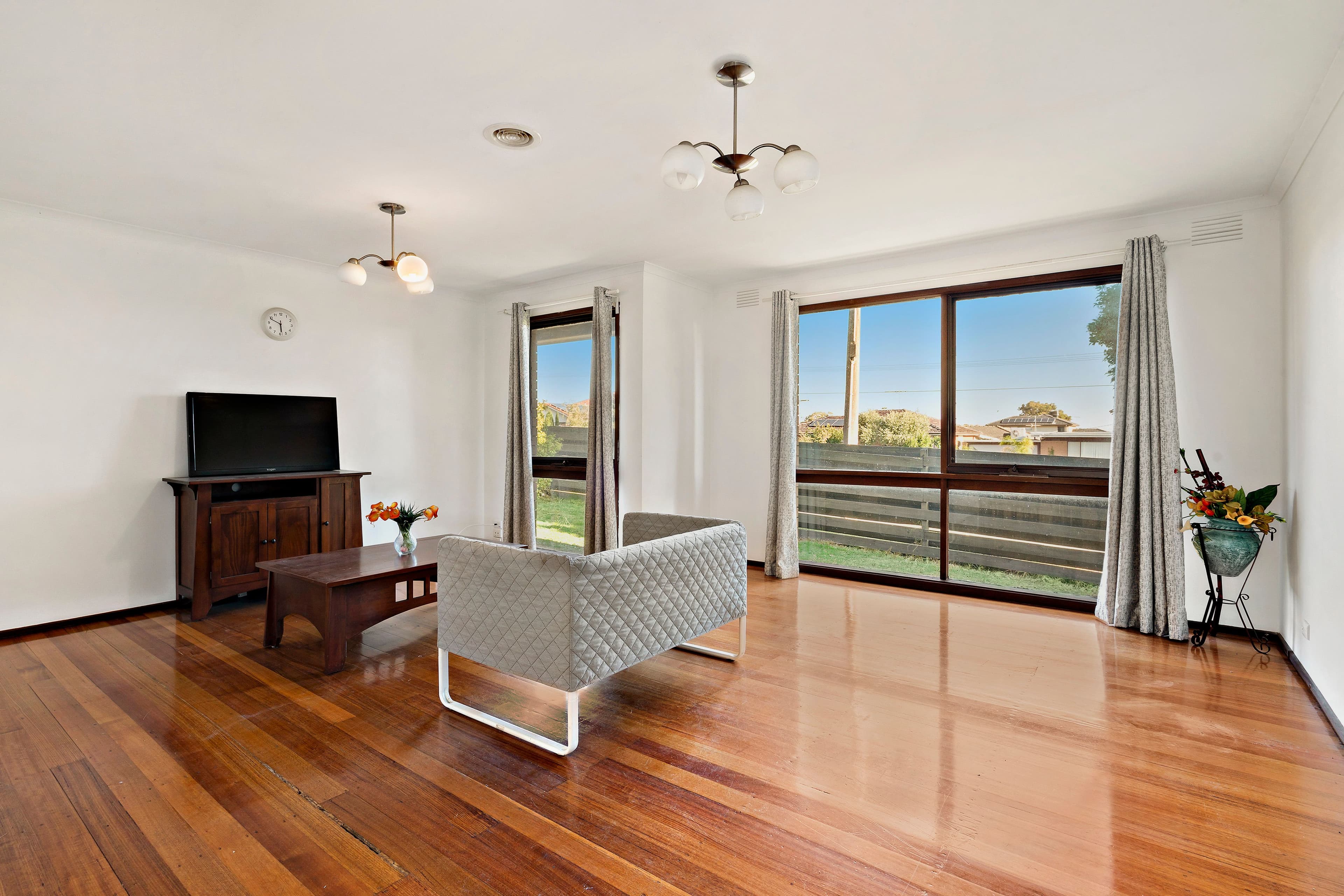 49 Washington Drive, Oakleigh South VIC 3167, Oakleigh South - Thumbnail 2