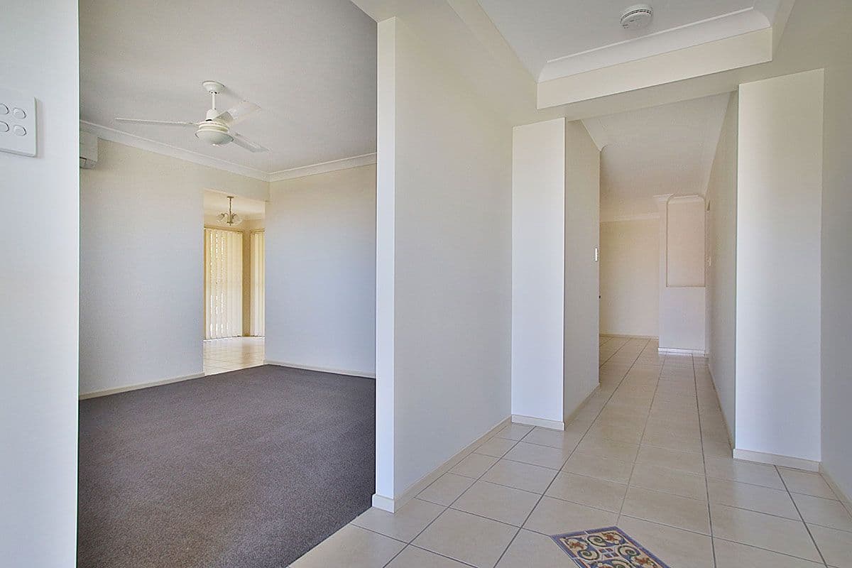 21 Discovery Street, Flinders View QLD 4305, Flinders View - Thumbnail 2