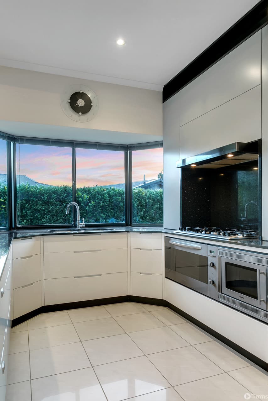 60 Tindall Crescent, Sheidow Park - Thumbnail 8