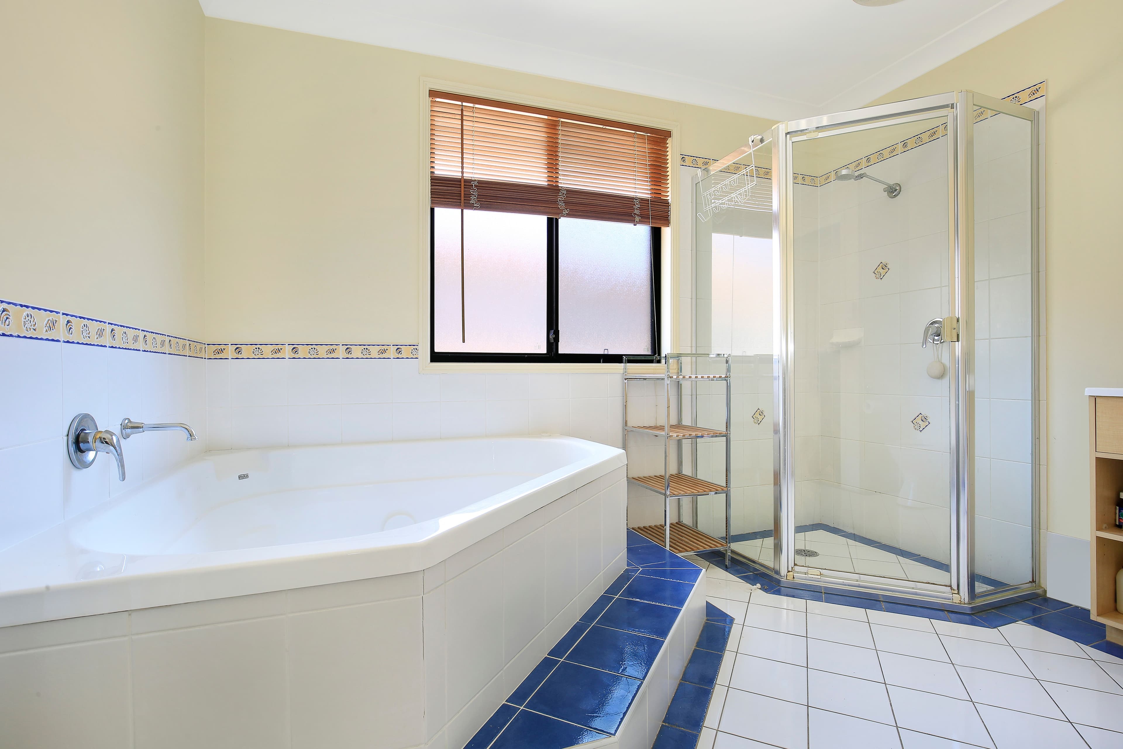 9 Hudson Avenue, Balgownie - Thumbnail 8