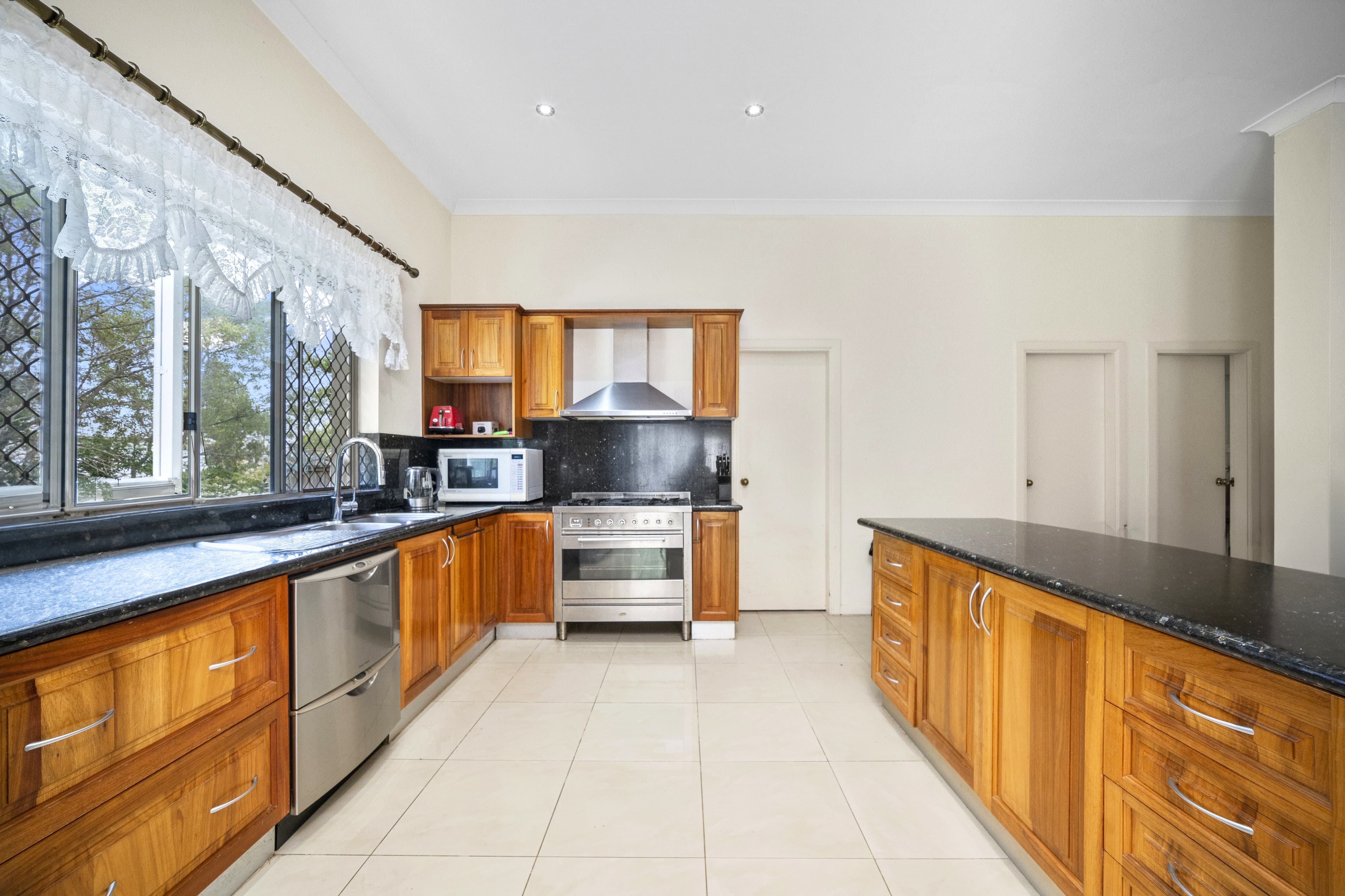 4 Miami Place, Frenchs Forest NSW 2086, Frenchs Forest - Thumbnail 5
