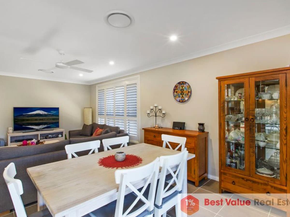 ROPES CROSSINGJust viewedSold$685,000421330 m247 Blackburn Street, ROPES CROSSINGA House to Love and Live in!, Live - Thumbnail 4
