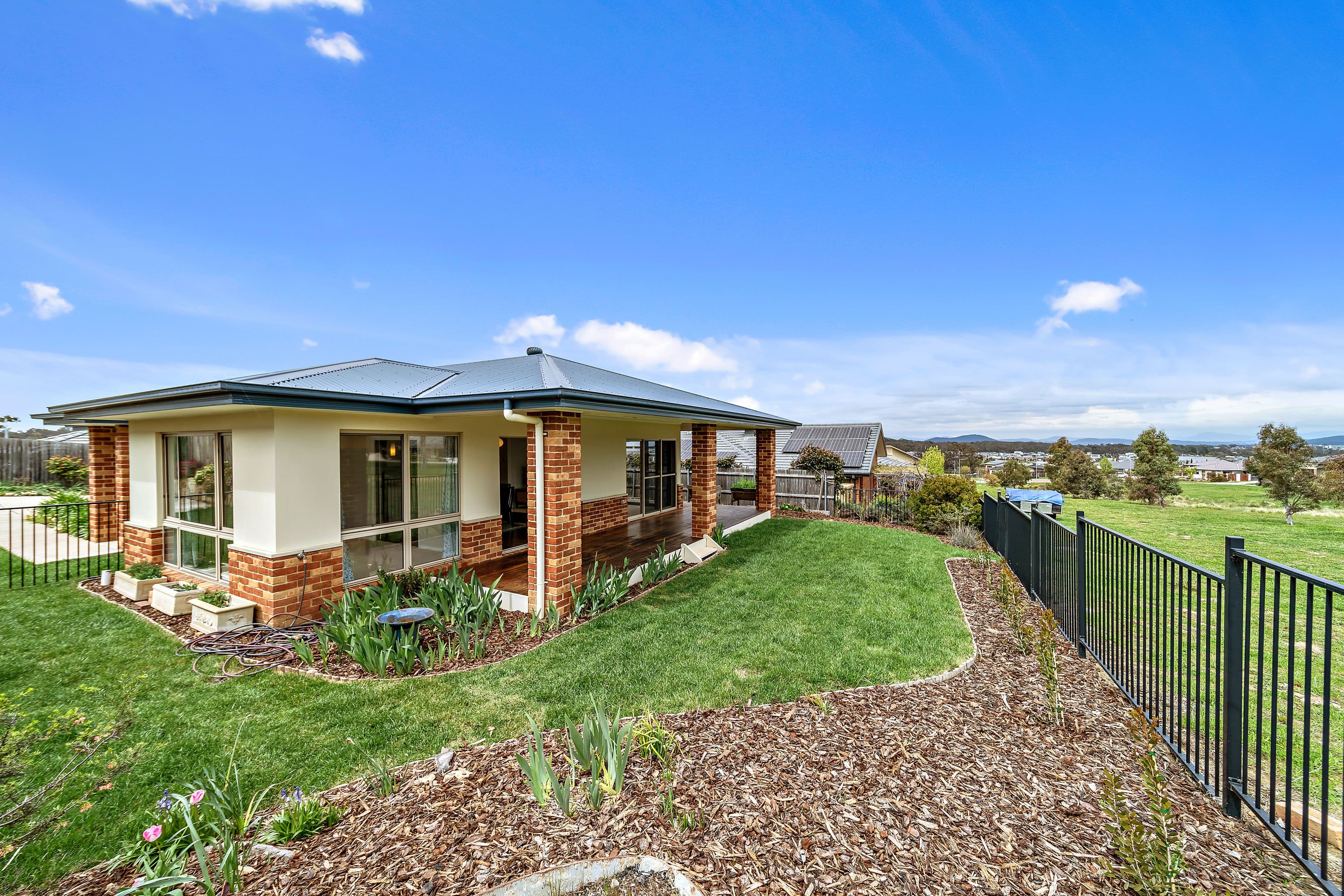27 Lucy Beeton Crescent, Bonner ACT 2914, Bonner - Thumbnail 3