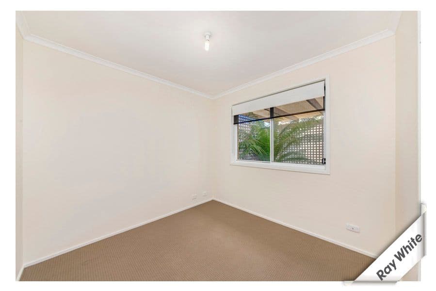 33 Lance Hill Avenue, DUNLOP ACT 2615, Dunlop - Thumbnail 5